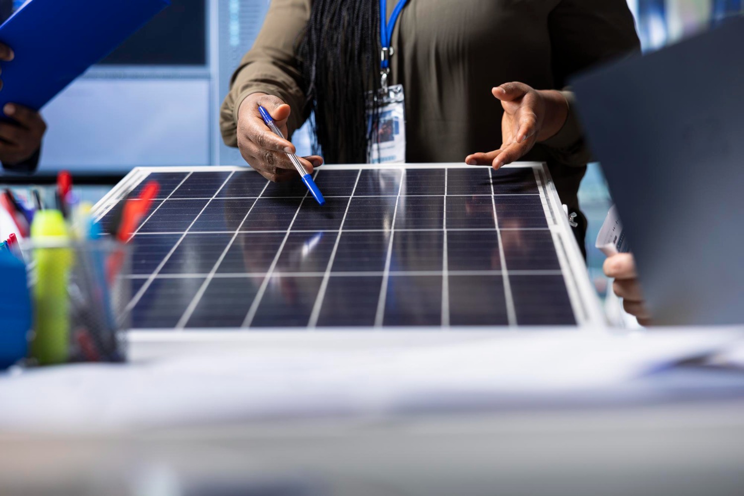 Solar Panel Components and Their Functions in a Solar Power System